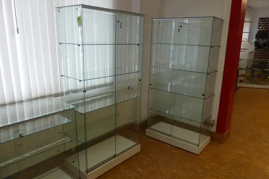 2x Vitrine