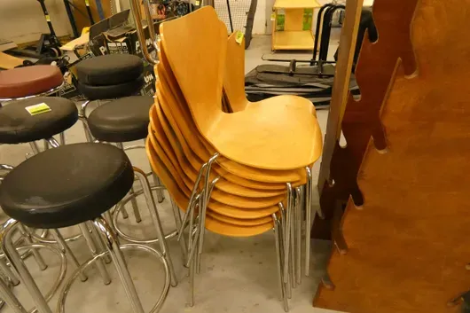 12x chaises empilables