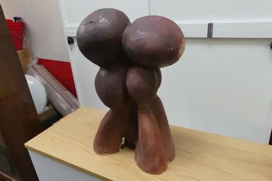 Abstraktní socha