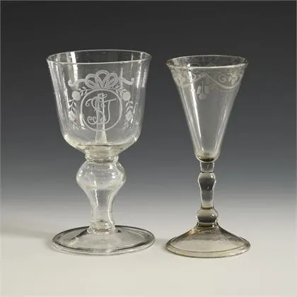 Verre à farce défectueux et verre à pied