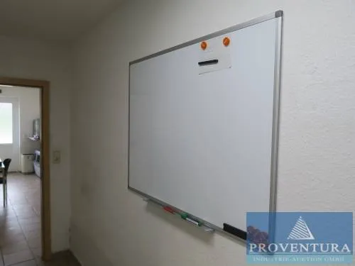 Whiteboard ca. 200x120h cm