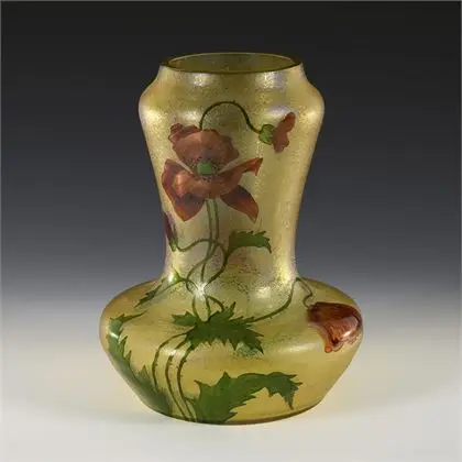 Grote Jugendstil vaas met papaverdecor. Goldberg