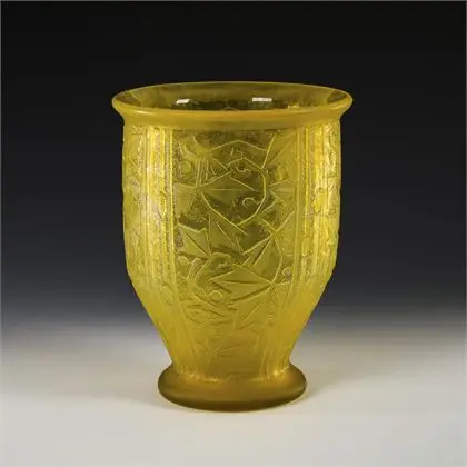 Grote art deco vaas. Daum