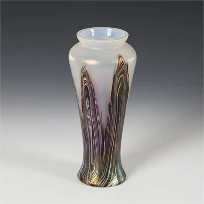Jugendstil vaas met marmeraders. Kralik