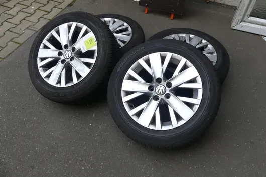 Ensemble de pneus (VW)