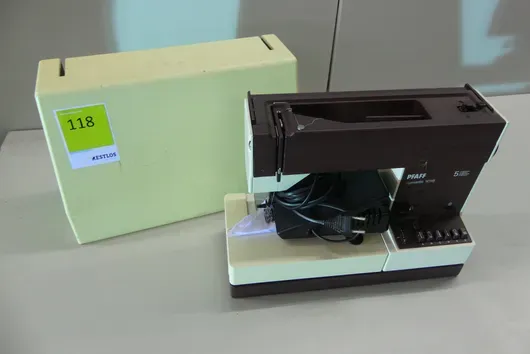 Maszyna do szycia PFAFF tipmatic 1015