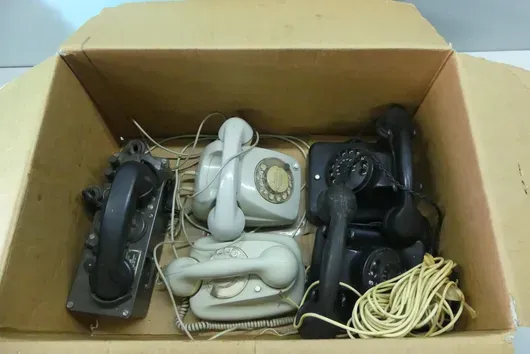 Sada vintage telefonů