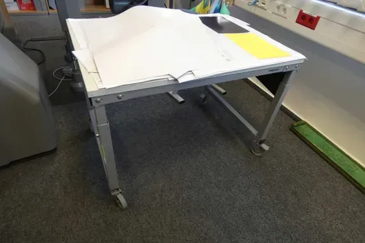 Chariot de table