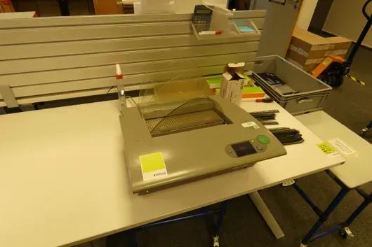 Powis Fastback 20 binding machine
