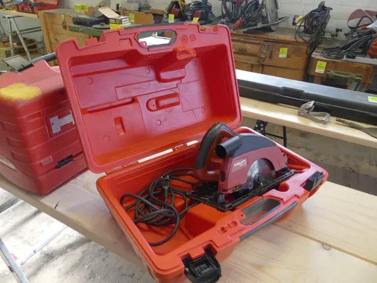 HILTI handcirkelzaag