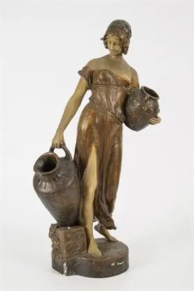 Figuur "Waterdraagster". Weense manufactuur Friedrich Goldscheider