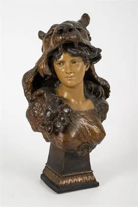 Buste "Chriemhilde". Manufacture viennoise Friedrich Goldscheider