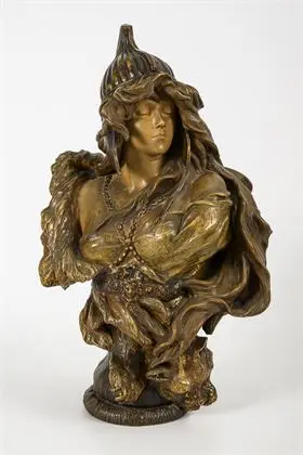 Buste Art nouveau "Reine des Amazones". Manufacture viennoise Friedrich Goldscheider