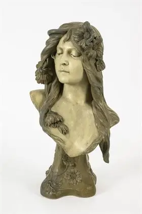 Buste Art nouveau d'une femme avec des marguerites