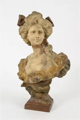 Buste Art nouveau d'une jeune dame