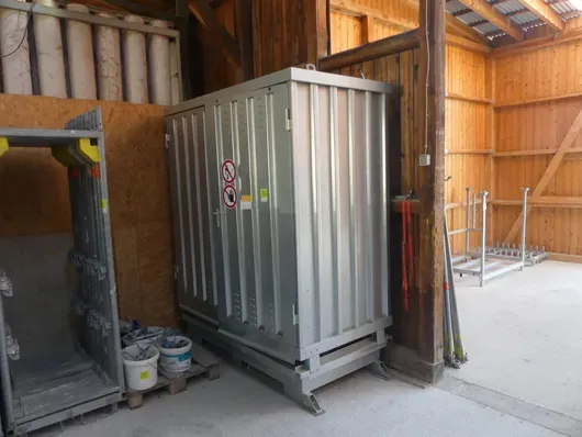 Container voor gevaarlijke stoffen