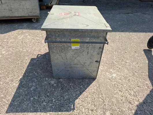 Metalen kist