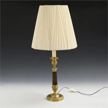 Stolní lampa