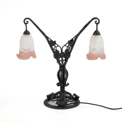 Stolní lampa Art deco. Degué