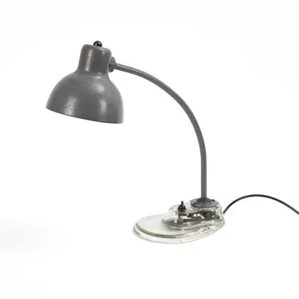 Lampe de table Bauhaus "967". Kandem