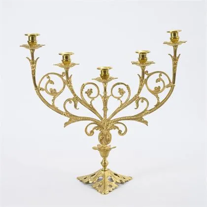 Chandelier à cinq flammes