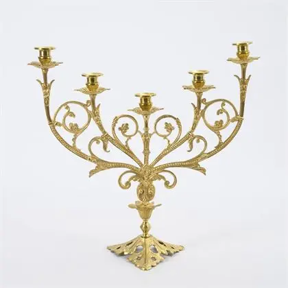 Chandelier à cinq flammes