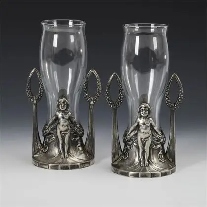 Paire de vases Art nouveau figuratifs. WMF
