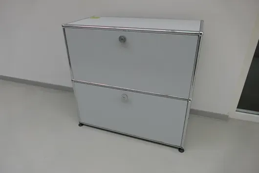 Kredens USM Haller