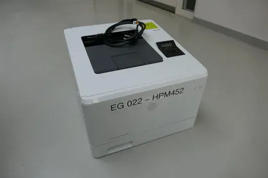 HP Color LaserJet Pro M452dn Printer