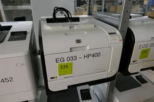 HP LaserJet Pro 400 color M451dn Drucker