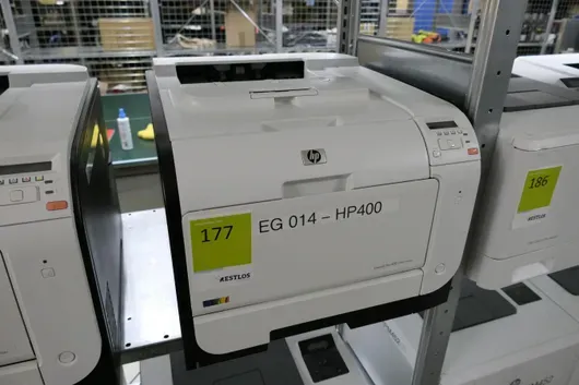 HP LaserJet Pro 400 color M451dw Drucker