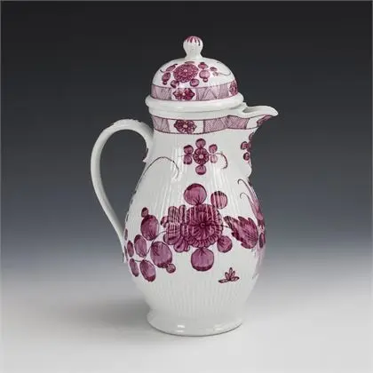 Cafetière avec motif de gerbes. Aelteste Volkstedter