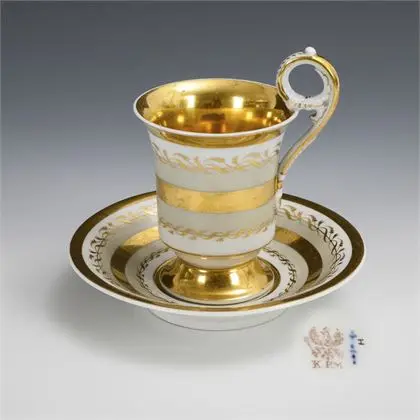 Biedermeier vitrínový šálek. KPM Berlin