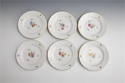 6 borden met bloemen- en insectenschildering, KPM Berlin