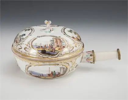 Barokke kasserol met landschapsschildering. Meissen