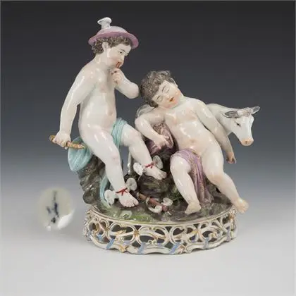 Amorretjes als Mercurius en Argus. Meissen
