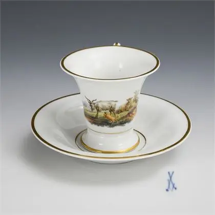 Vitrinekop met dierschildering. Meissen