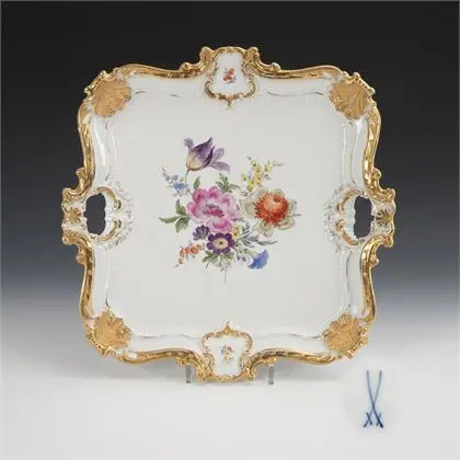 Pronkblad met bloemschildering. Meissen