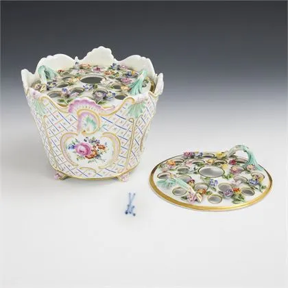 Cut vase / cachepot with floral decoration. Meissen