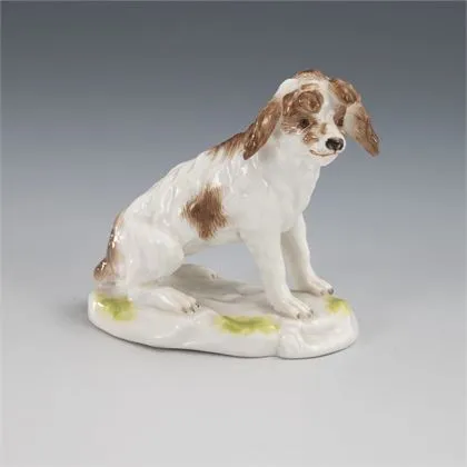 Sitzender Hund. Meissen