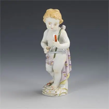 Putto s trianglem. Meissen