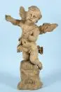 Engel – hout (afgebeten), op wolkensokkel, H= 60 cm, 18e eeuw, handen beschadigd;