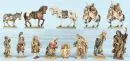 Figurines de crèche, 13 pièces – Bois, polychrome, H= 4-18 cm, entre autres Sainte Famille, Rois Mages, chevaux
