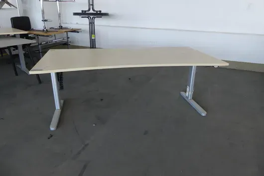 Bureau à hauteur réglable électrique