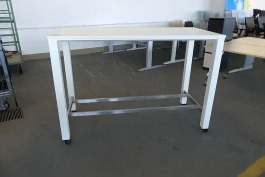 Sedus - Staande tafel, rolbaar