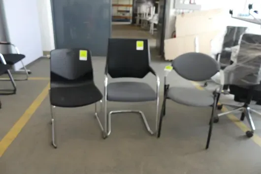3x Chaise visiteur (différentes)
