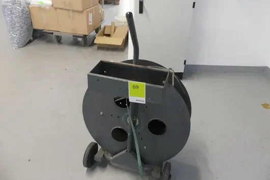 Rolling cart