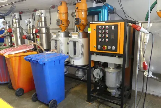 Werner Koch - Drying and conveying system with 1x bin