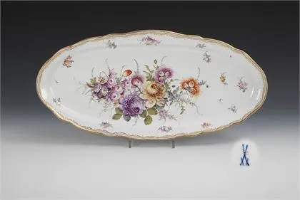 Visplateau met bloemschildering. Meissen
