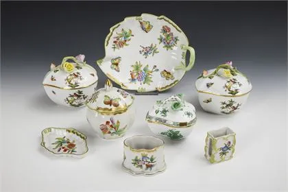 8 Herend porcelains